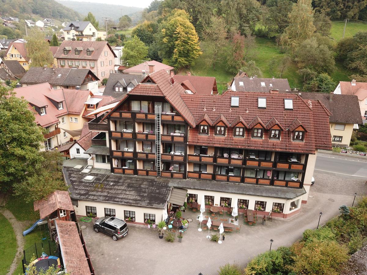 Landgasthof Zur Linde Heimbuchenthal Eksteriør billede